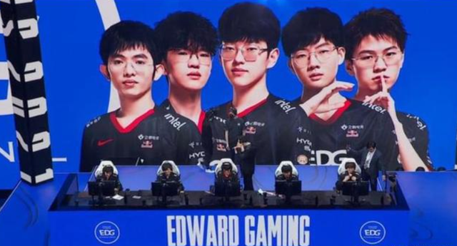 女超发展 女超发展